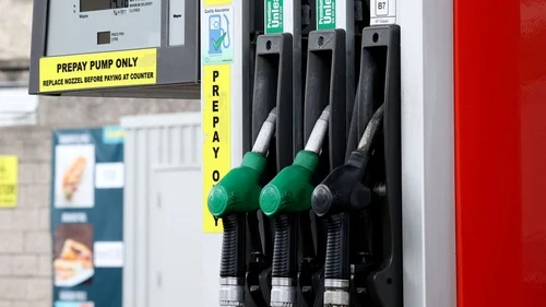 Petrol fiyatları yatay seyretti