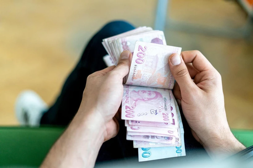 6.5 milyon memur ve emekli yüzde 15.6 zamma kavuştu