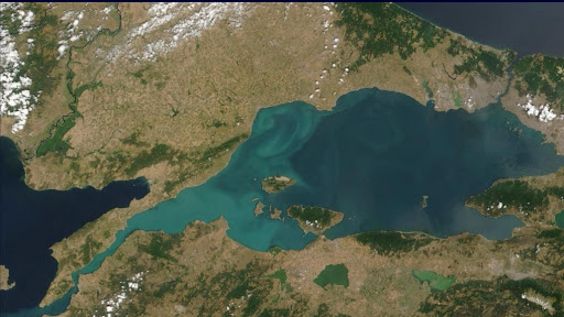 Türk Boğazları gemi geçiş ücretine zam geldi